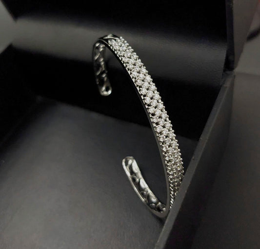 Premium quality CZ adjustable bracelet