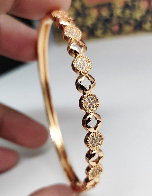 Premium delicate handcrafted anti tarnish cz bracelet