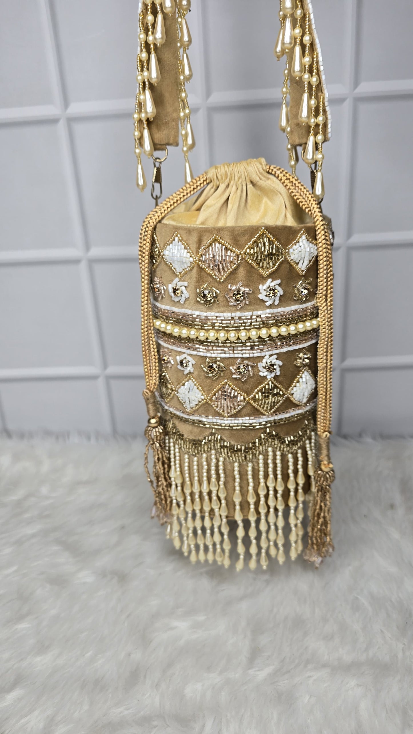 Veshakart Handmade Luxurious Designer Opulence bucket potli bag