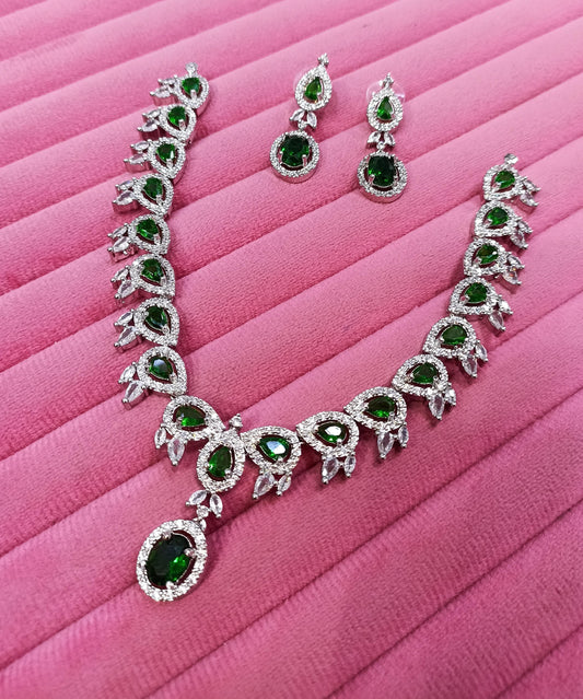 Veshakart Premium Handcrafted American Diamond Necklace Set