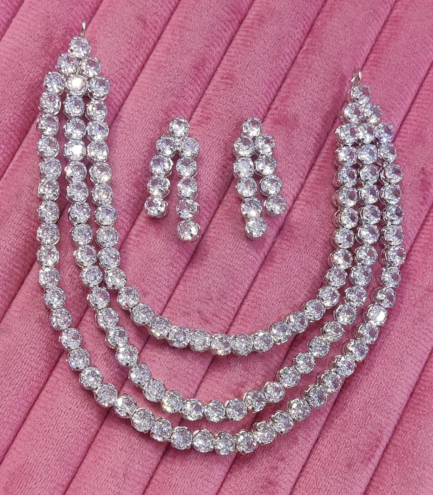 Veshakart Maliaka Arora Inspired Premium Handcrafted American Diamond Necklace Set