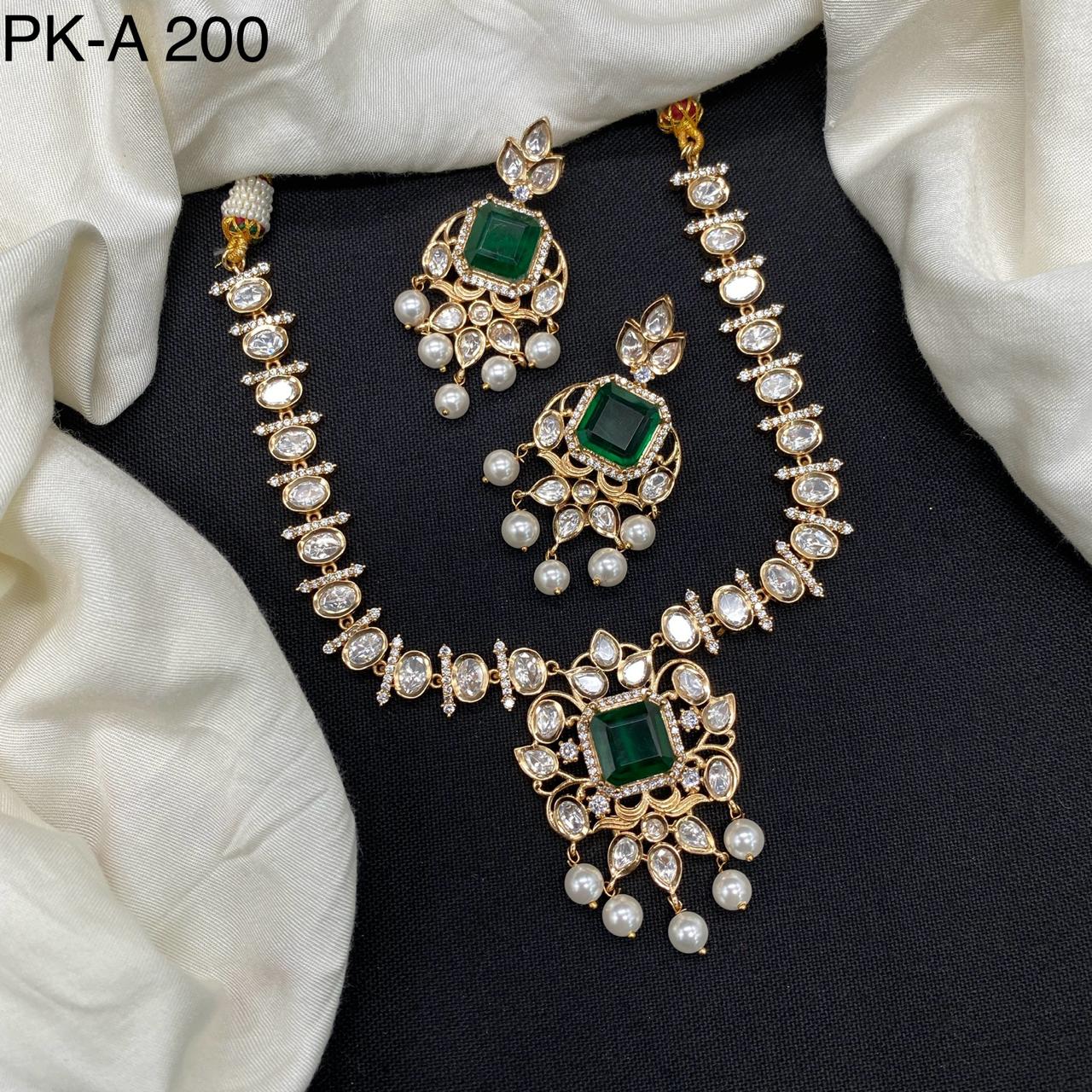 Veshakart Premium Handcrafted Kundan Necklace Set