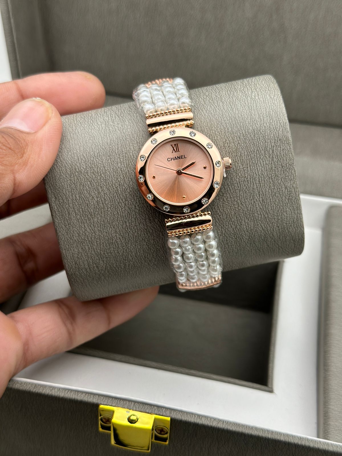 Luxurious Designer Women Watch (Mega SALE)