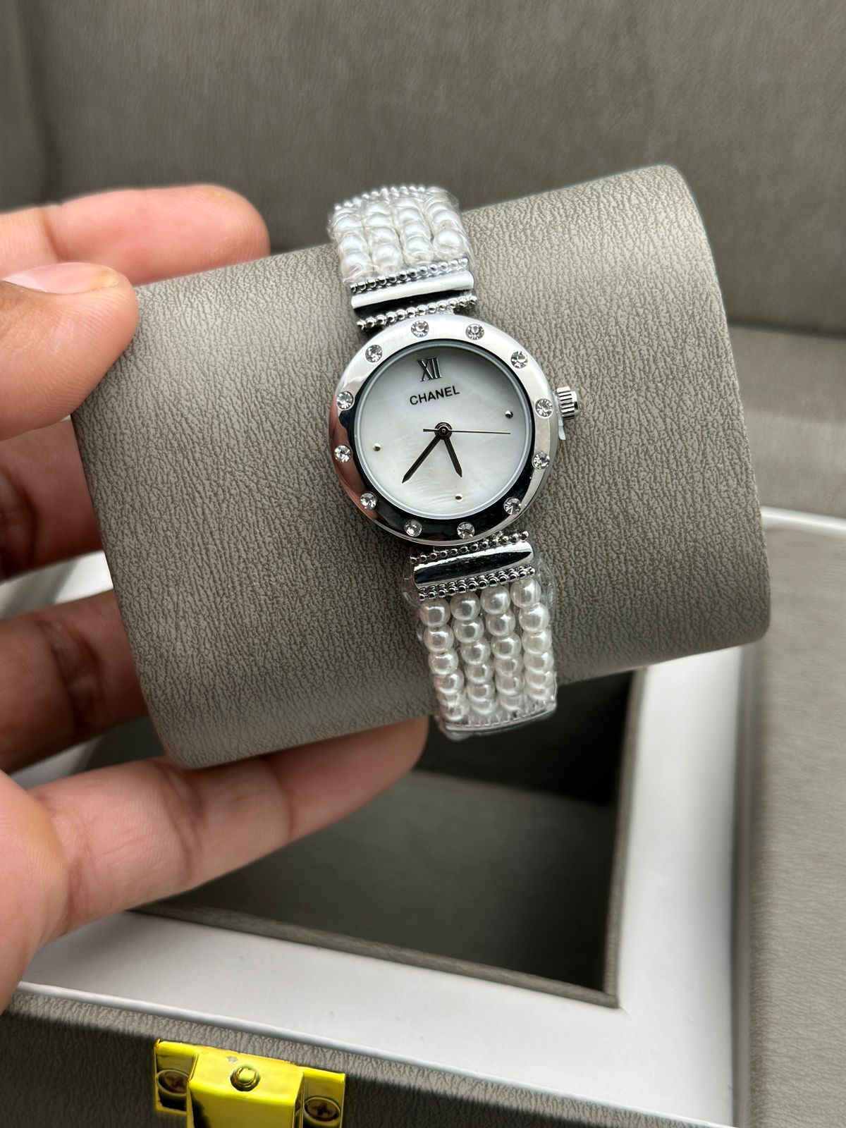 Luxurious Designer Women Watch (Mega SALE)