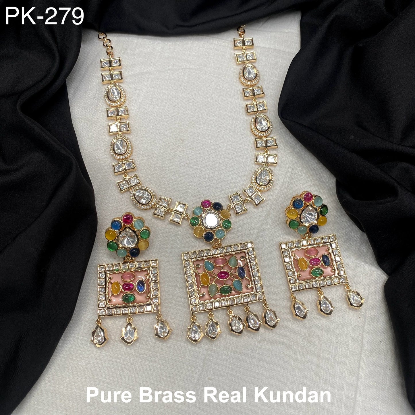 Veshakart Premium Handcrafted Kundan Necklace Set