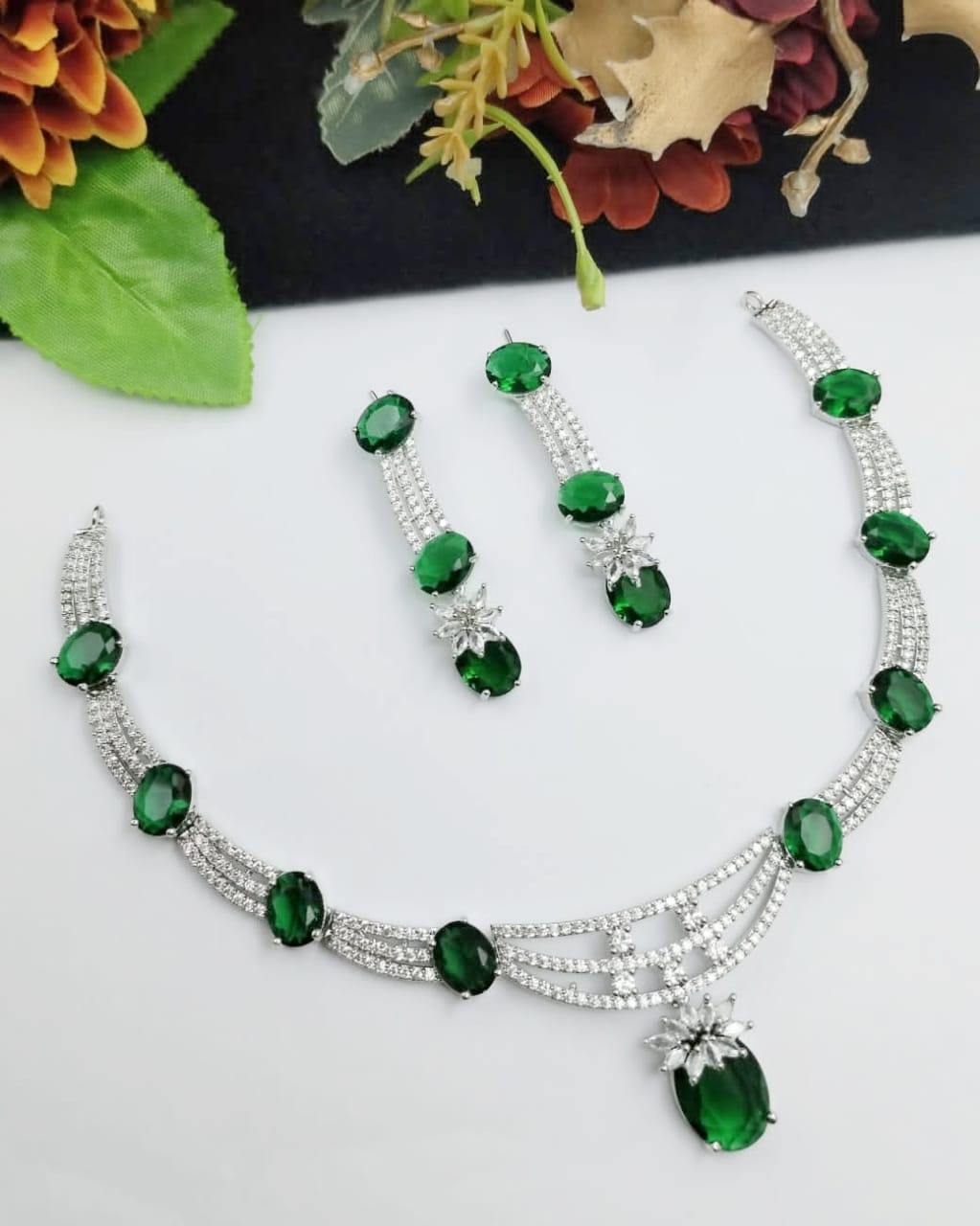 Veshakart Premium Handcrafted American Diamond Necklace Set