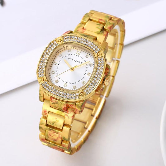 Luxurious Designer Women Watch -  𝐌𝐄𝐆𝐀 𝐒𝐀𝐋𝐄 ( 𝐋𝐈𝐌𝐈𝐓𝐄𝐃 𝐎𝐅𝐅𝐄𝐑)