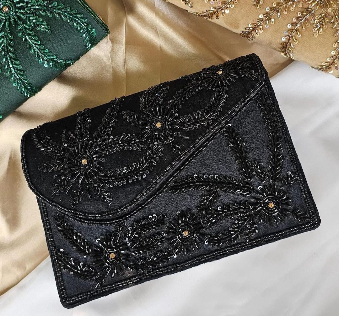 Veshakart Handmade Luxurious Designer Seude embroidered clutch