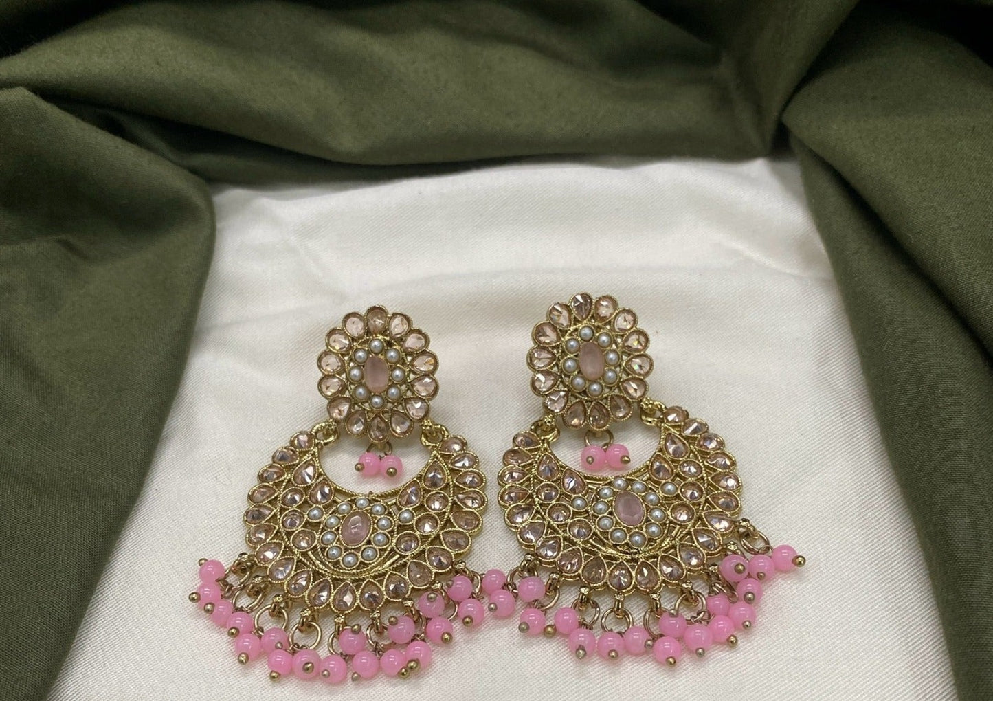 Veshakart Premium HandCrafted Kundan Earrings