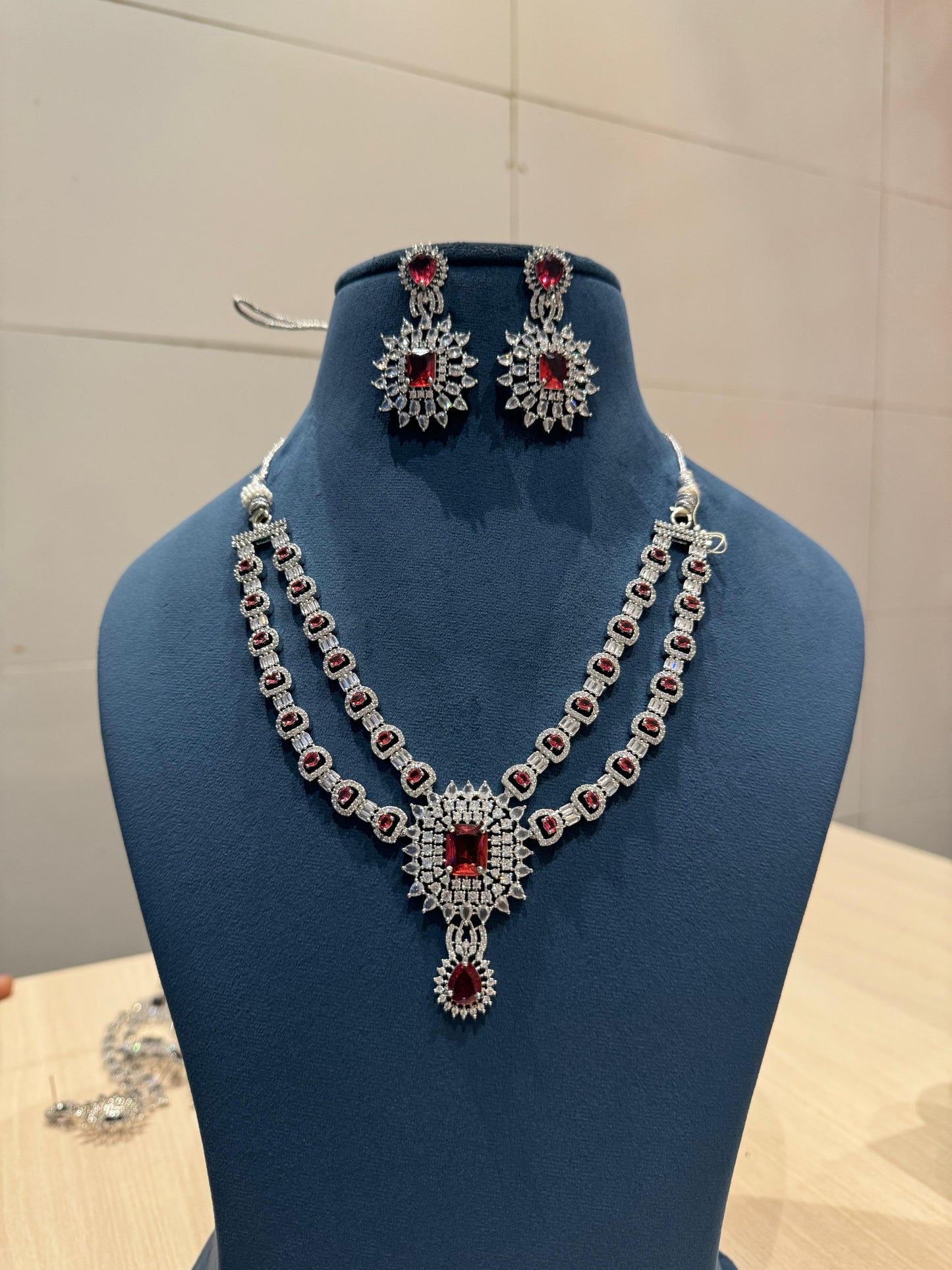 Veshakart Premium Handcrafted American Diamond Necklace Set