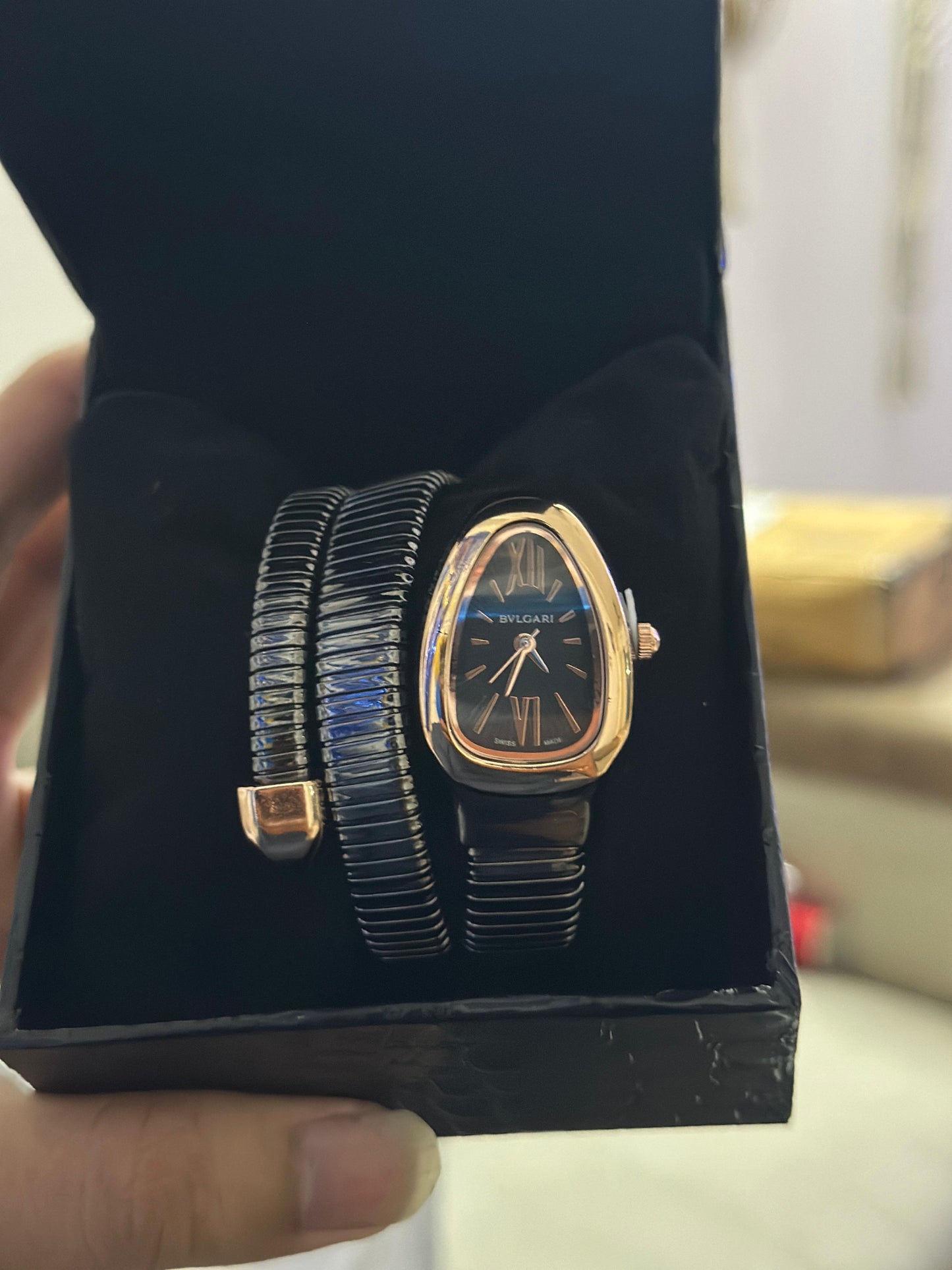 𝐑𝐞𝐬𝐭𝐨𝐜𝐤𝐞𝐝 𝐀𝐠𝐚𝐢𝐧 𝐁𝐞𝐜𝐚𝐮𝐬𝐞 𝐨𝐟 𝐇𝐢𝐠𝐡 𝐃𝐞𝐦𝐚𝐧𝐝-Luxurious Designer Women Watch -  𝐌𝐄𝐆𝐀 𝐒𝐀𝐋𝐄 ( 𝐋𝐈𝐌𝐈𝐓𝐄𝐃 𝐎𝐅𝐅𝐄𝐑) (New Collection)