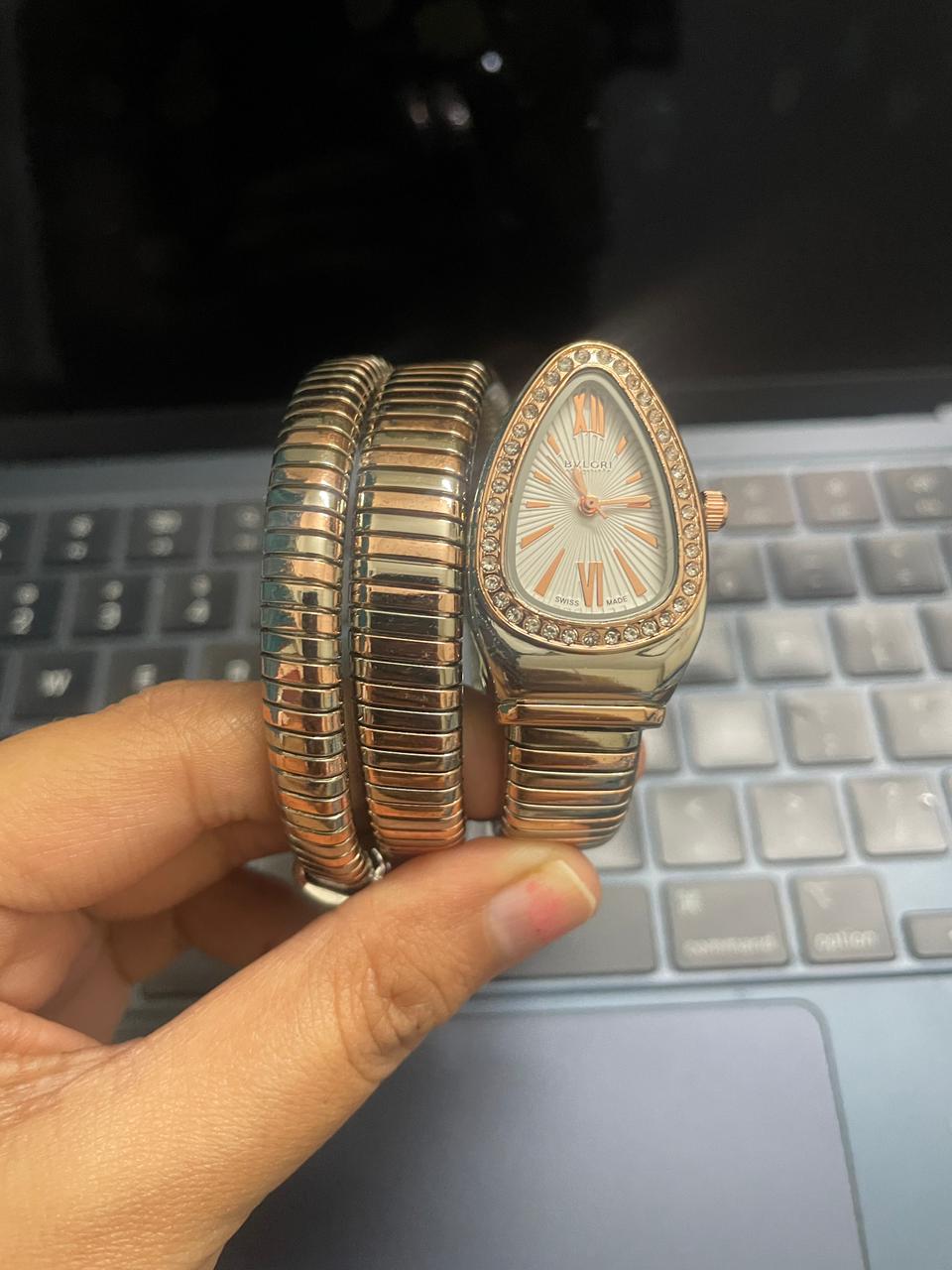 𝐑𝐞𝐬𝐭𝐨𝐜𝐤𝐞𝐝 𝐀𝐠𝐚𝐢𝐧 𝐁𝐞𝐜𝐚𝐮𝐬𝐞 𝐨𝐟 𝐇𝐢𝐠𝐡 𝐃𝐞𝐦𝐚𝐧𝐝-Luxurious Designer Women Watch -  𝐌𝐄𝐆𝐀 𝐒𝐀𝐋𝐄 ( 𝐋𝐈𝐌𝐈𝐓𝐄𝐃 𝐎𝐅𝐅𝐄𝐑) (New Collection)