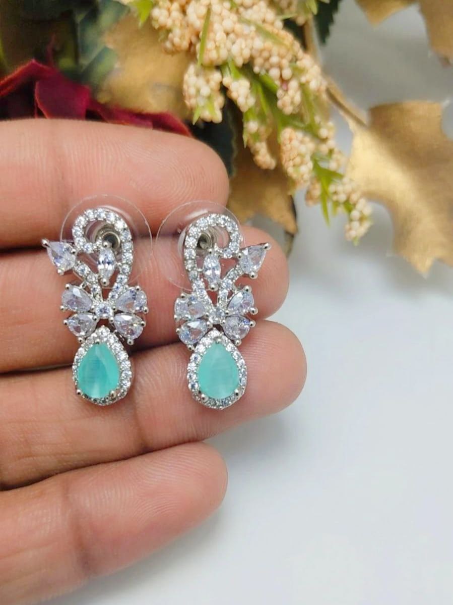 Veshakart Handcrafted Premium American Diamond Earrings