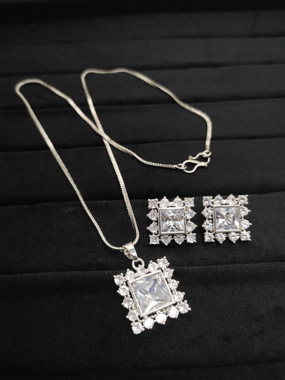 Premium quality CZ Pendant set