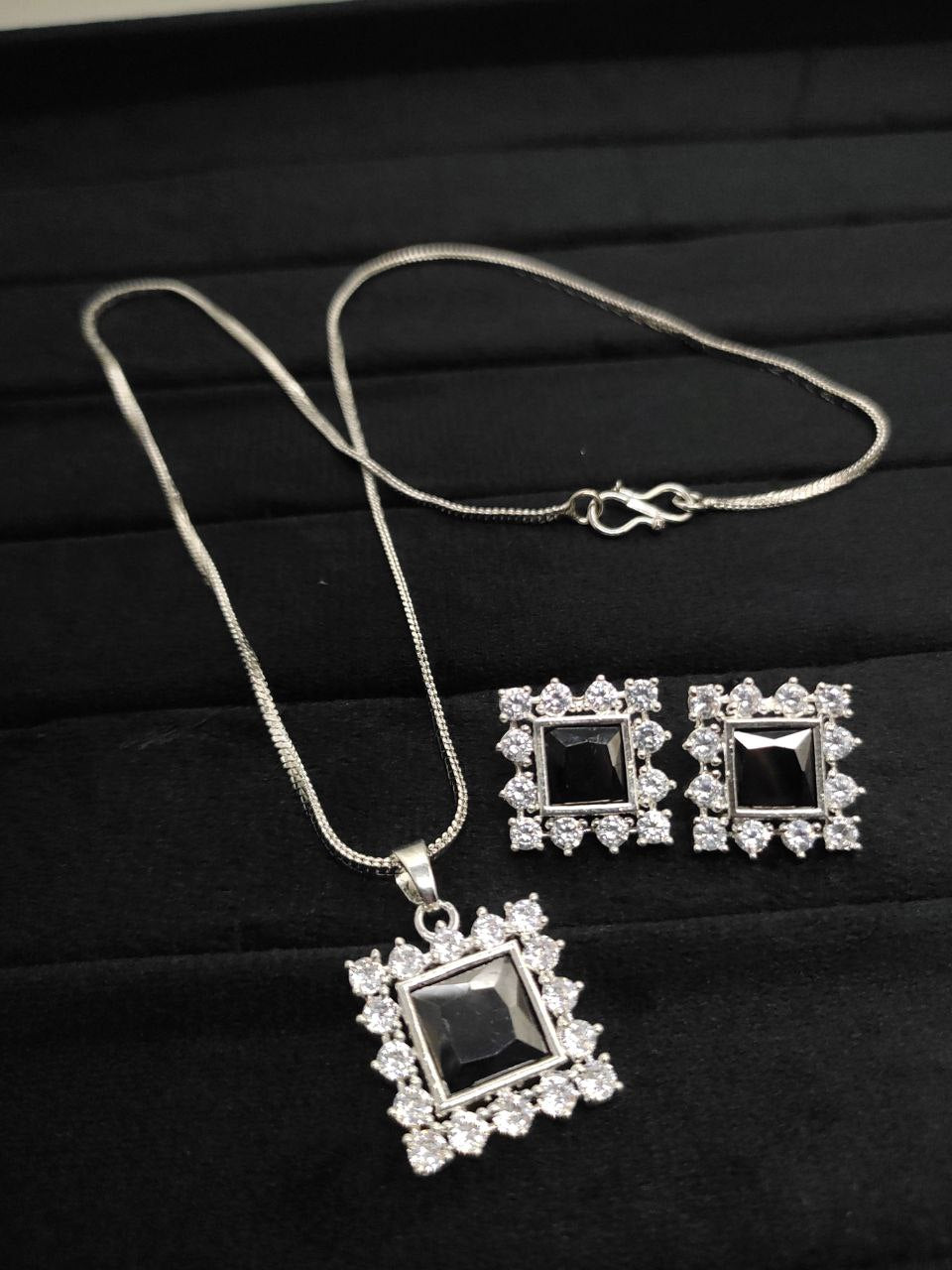 Premium quality CZ Pendant set