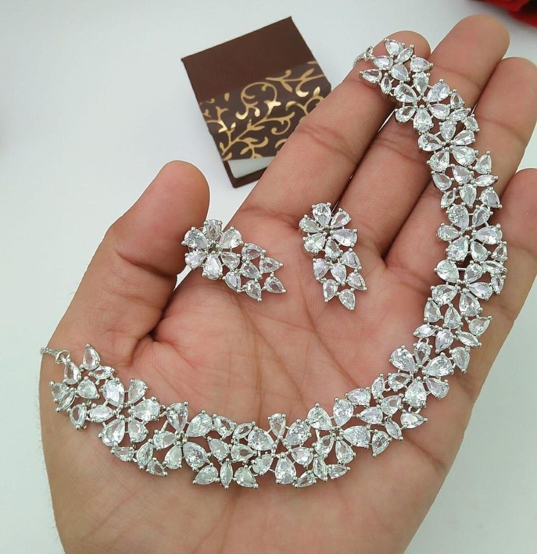 Veshakart Premium Handcrafted American Diamond Necklace Set