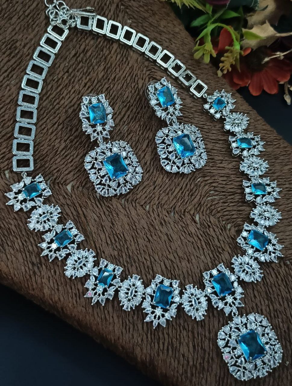 Veshakart Premium Handcrafted Sapphire American Diamond Necklace Set