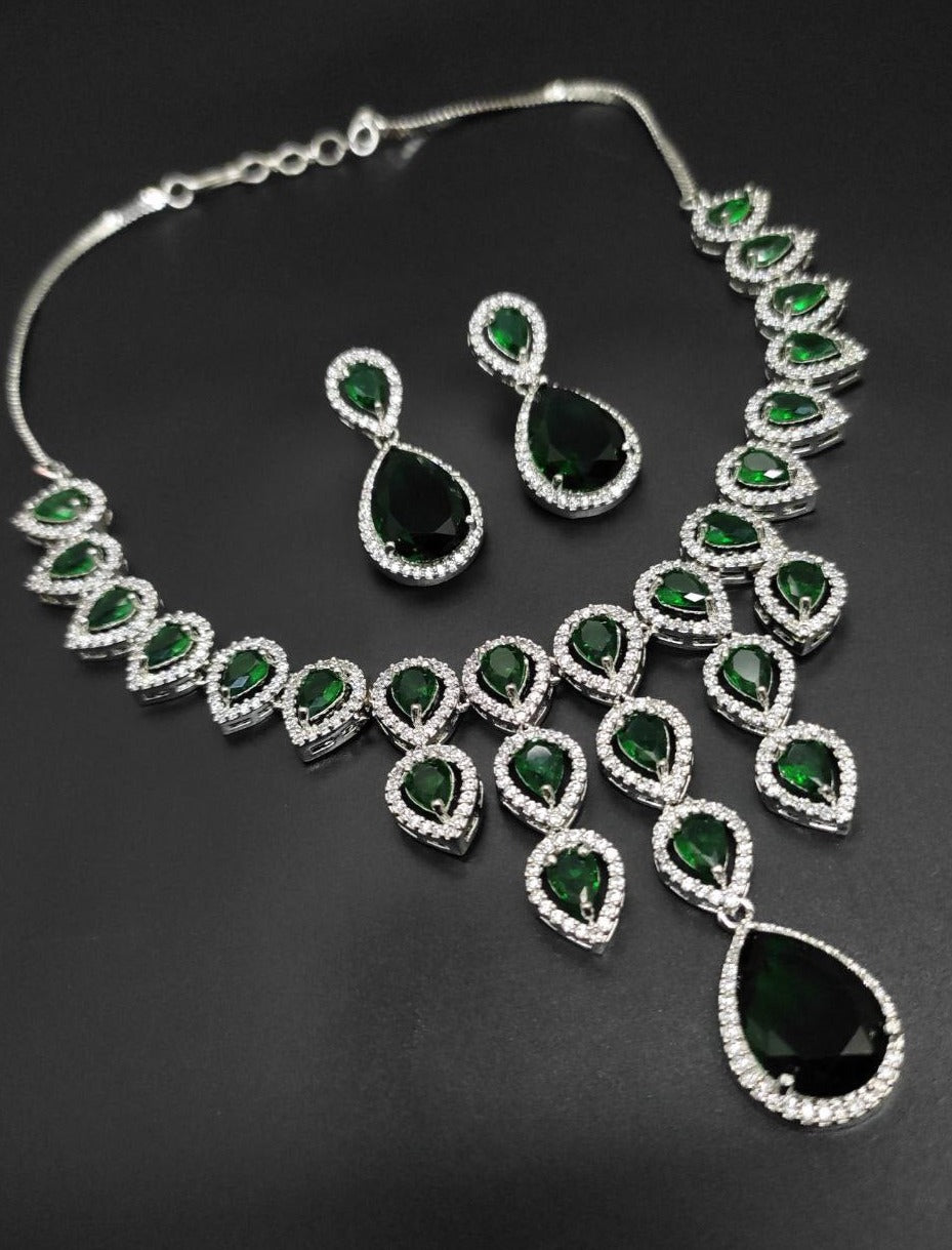 Veshakart Premium Handcrafted American Diamond Necklace Set