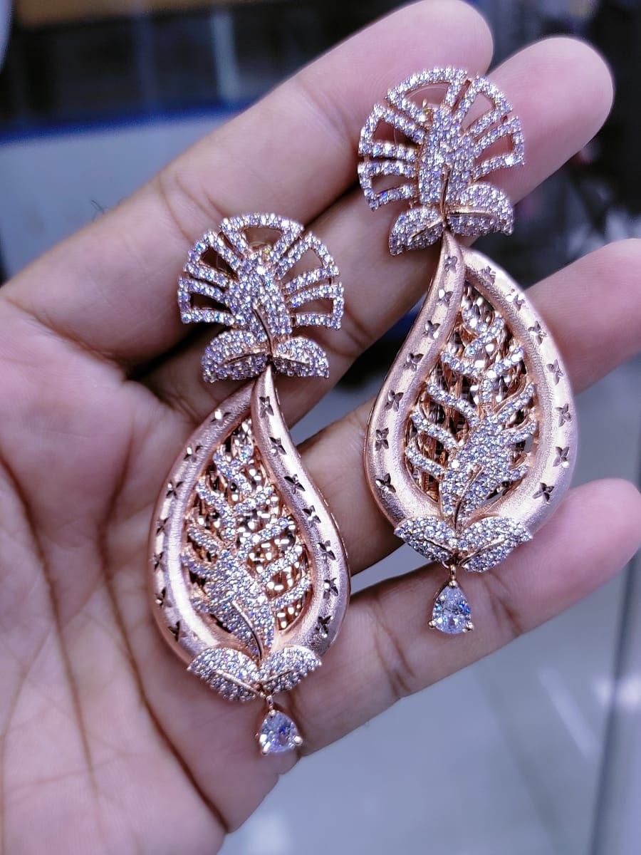 Veshakart Handcrafted Premium American Diamond Earrings